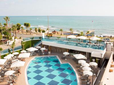 سانپریم ک-لانج هتل