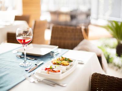 سانپریم ک-لانج هتل