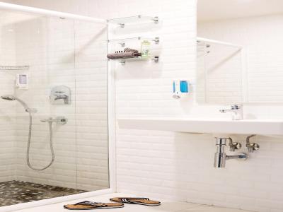 سانپریم ک-لانج هتل