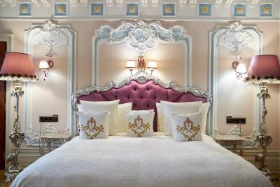 ترزینی پالاس هتل