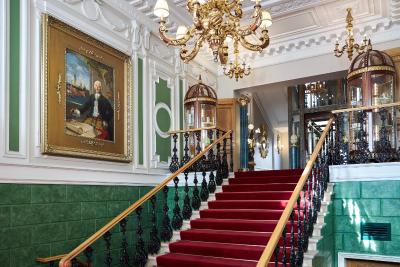 ترزینی پالاس هتل