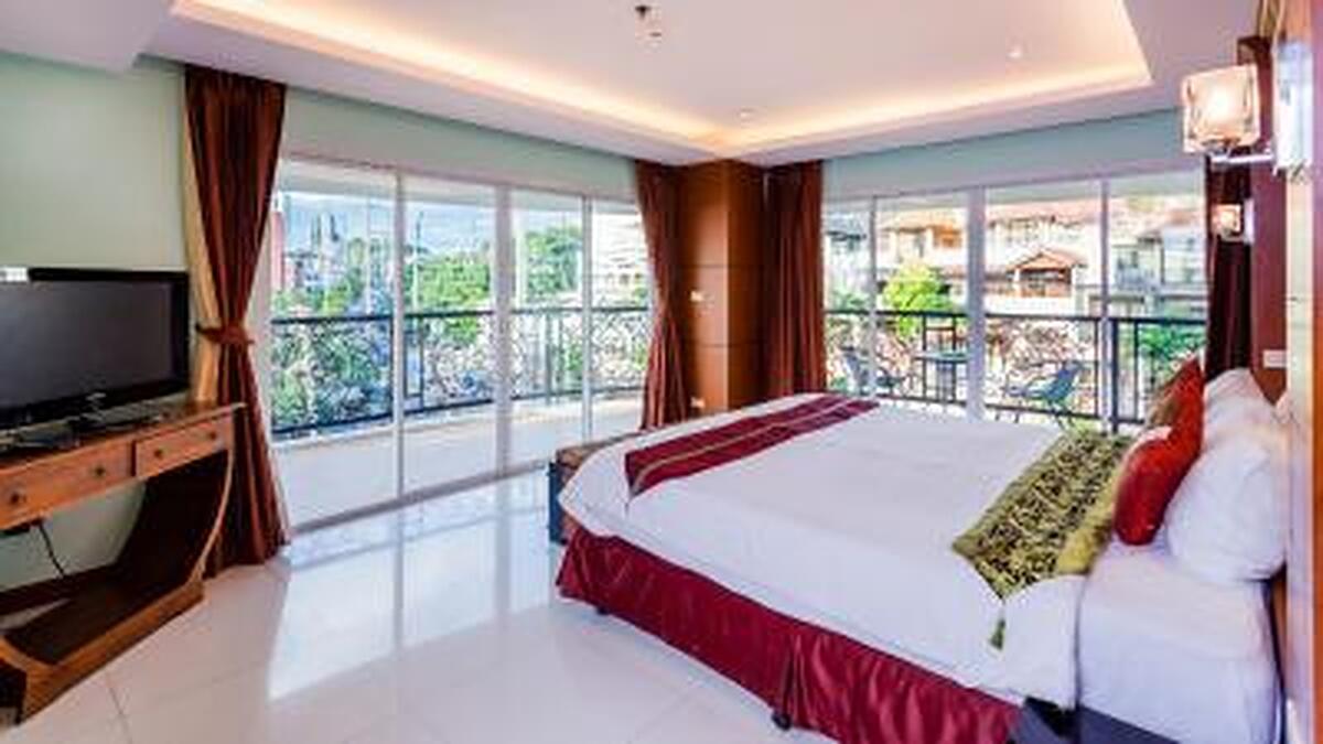 Tara Court Hotel