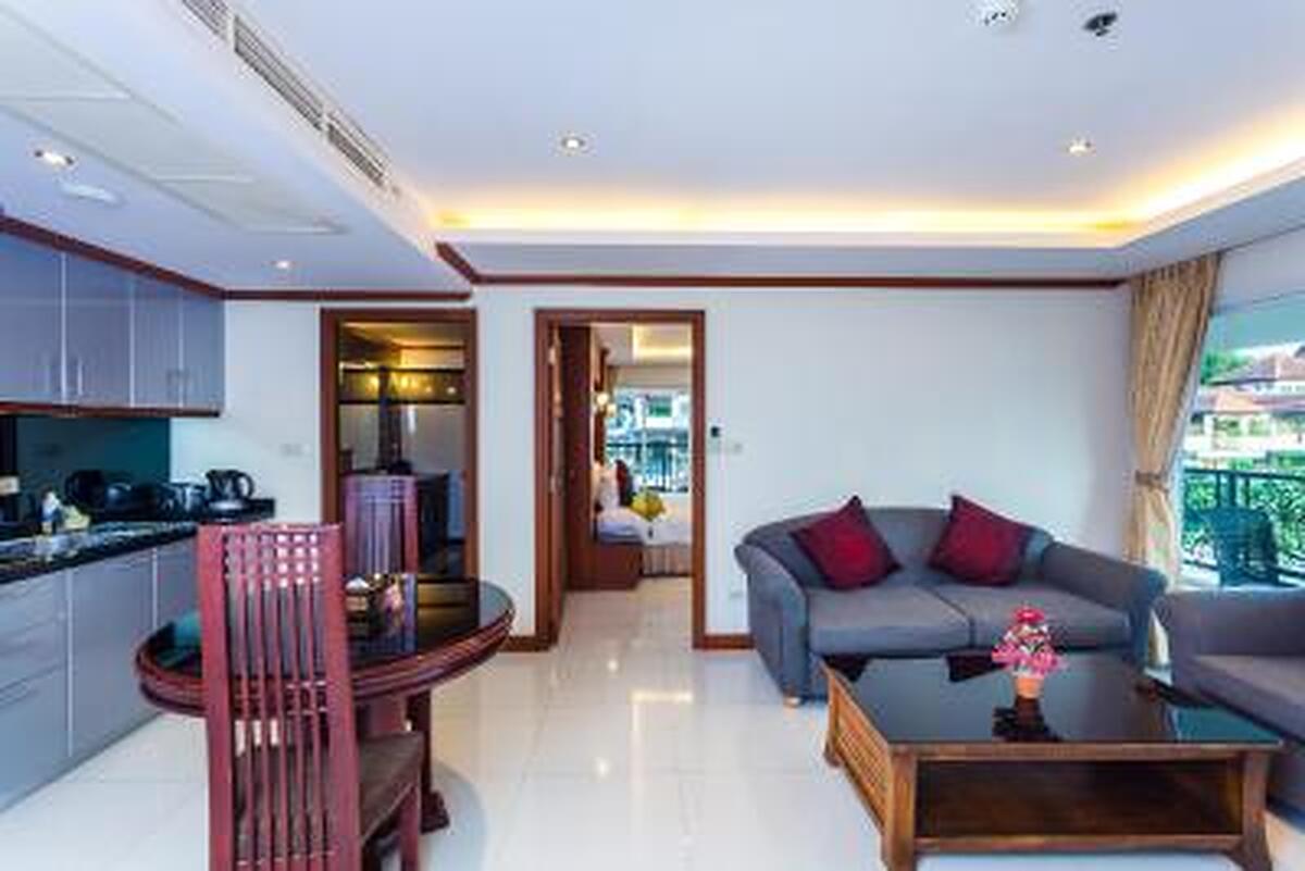 Tara Court Hotel