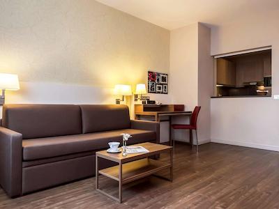 اپارتهتل اداجیو مسکو پاولتسکایا