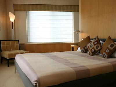 امرا هتل جامیسُن اسیدنی