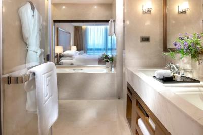 لهرمیتاج شنزهن