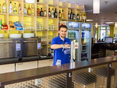 ا اند اُ استوتگارت سیتی