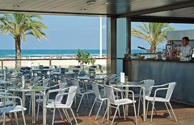 ره برن هتل اند اسپا