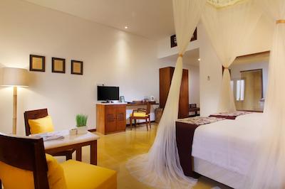 آلام پویسی ویلا