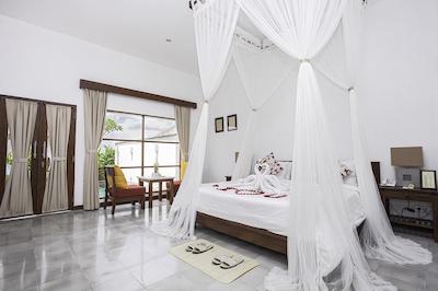 آلام پویسی ویلا