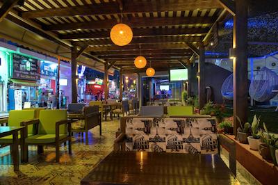 ایلیز مالیا اپارتمنتز