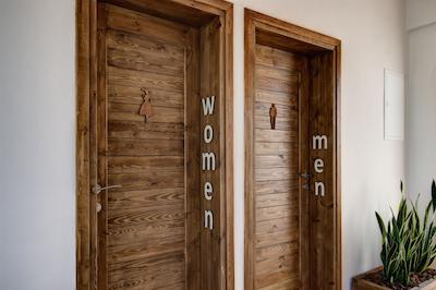 ایلیز مالیا اپارتمنتز