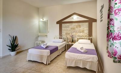 ایلیز مالیا اپارتمنتز