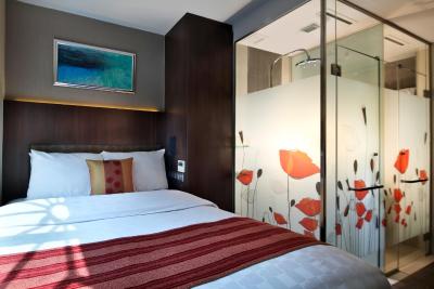 کلور 5 هنگ کنگ استریت