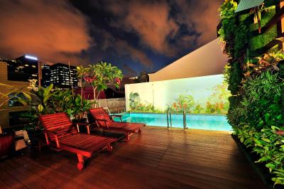 کلور 5 هنگ کنگ استریت