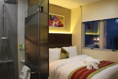 کلور 5 هنگ کنگ استریت