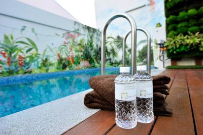 کلور 5 هنگ کنگ استریت