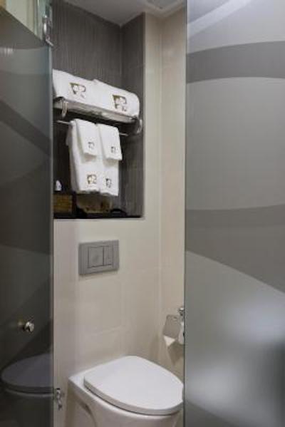 کلور 5 هنگ کنگ استریت