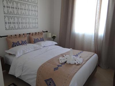 لونجا ویلیج