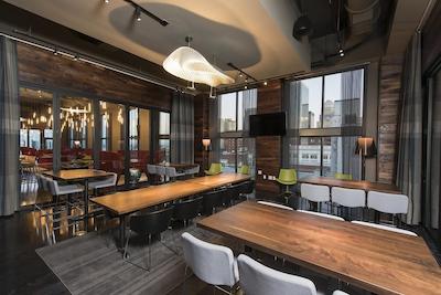 هیلتون گاردن این لویسویل دونتون