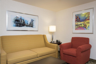 هیلتون گاردن این لویسویل دونتون