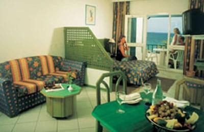 ابو ناواز نجما