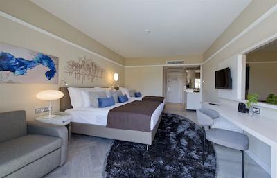 توی سنساتری ریزرت باروت فدیی