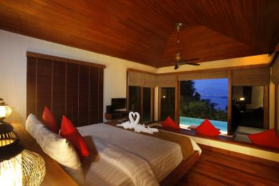 کروسیری ویلاز