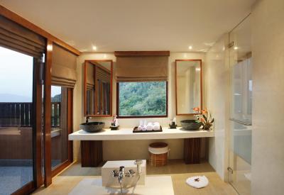 کروسیری ویلاز