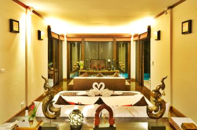 کروسیری ویلاز