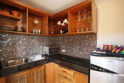 کروسیری ویلاز