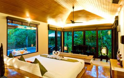 کروسیری ویلاز