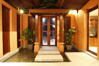 کروسیری ویلاز