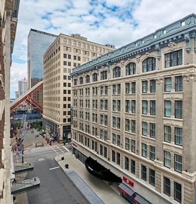 امباسی سویتز بای هیلتون لویسویل دونتون