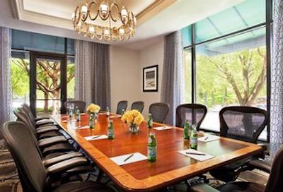 شراتون فیلادلفیا سُسیتی هیل