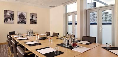 فور المنتز کیرو