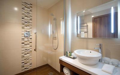 فور المنتز کیرو