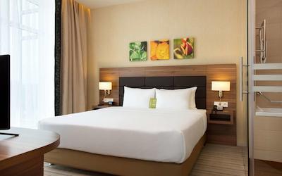 فور المنتز کیرو