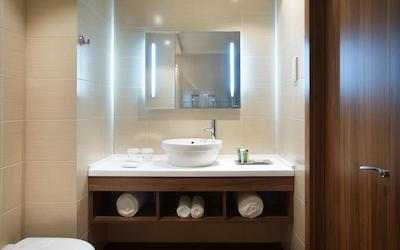 فور المنتز کیرو