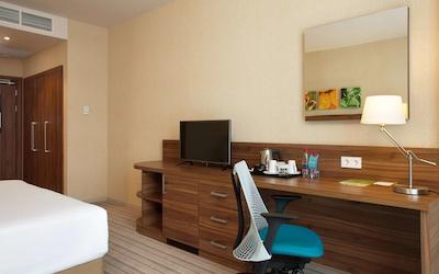 فور المنتز کیرو