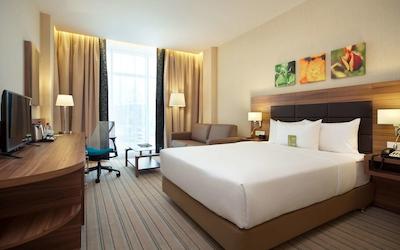 فور المنتز کیرو