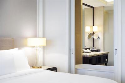 د وستین زهوجیاجیان ریزرت