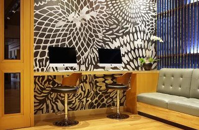 هلید این اکسپرز جاکارتا دامرین