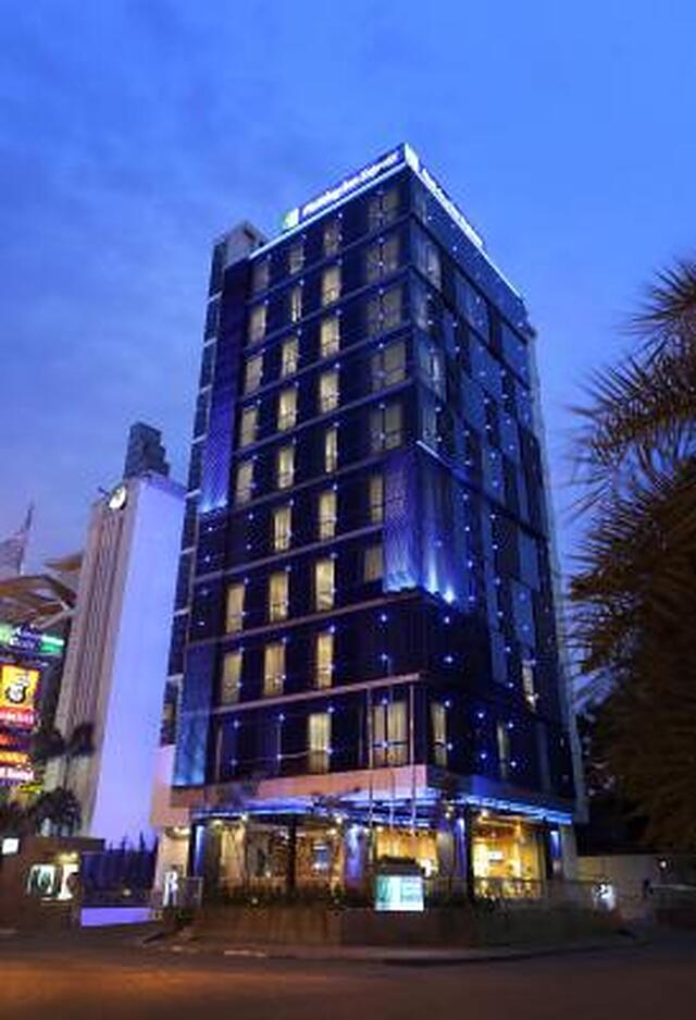 هلید این اکسپرز جاکارتا دامرین