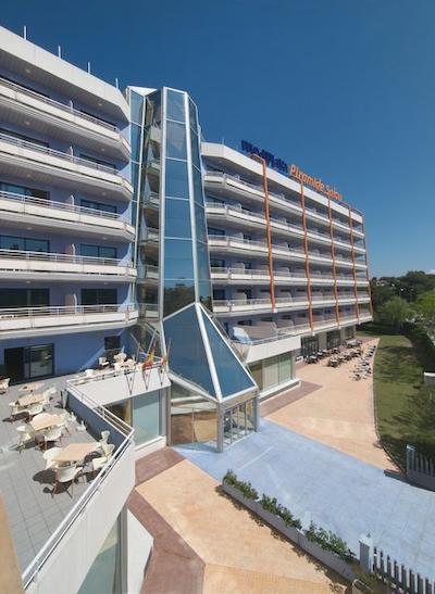 مدپلا پیرامید اسالو