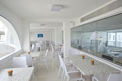 پرینسسا ورا هتل اپارتمنتز