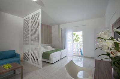 پرینسسا ورا هتل اپارتمنتز