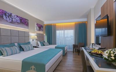 اسیا بیچ ریزورت هتل اند اسپا