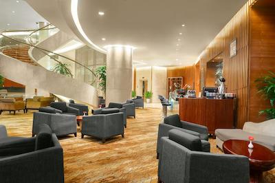 کرون پلازا وست هانوی رسیدنسز