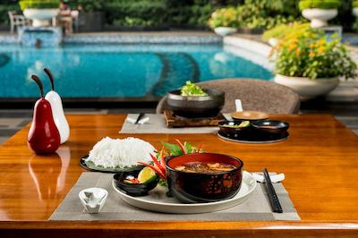 کرون پلازا وست هانوی رسیدنسز